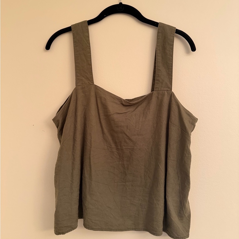 Banana Republic olive green tank